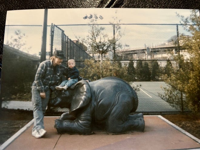 Loran Cole and his son Ryan Cole at Sawyer Park in Cincinnati in October 1990.